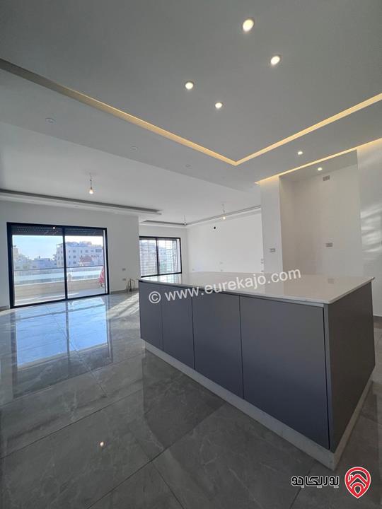 شقة طابق اول و ثاني مساحة 180م للايجار في عمان - الكرسي 