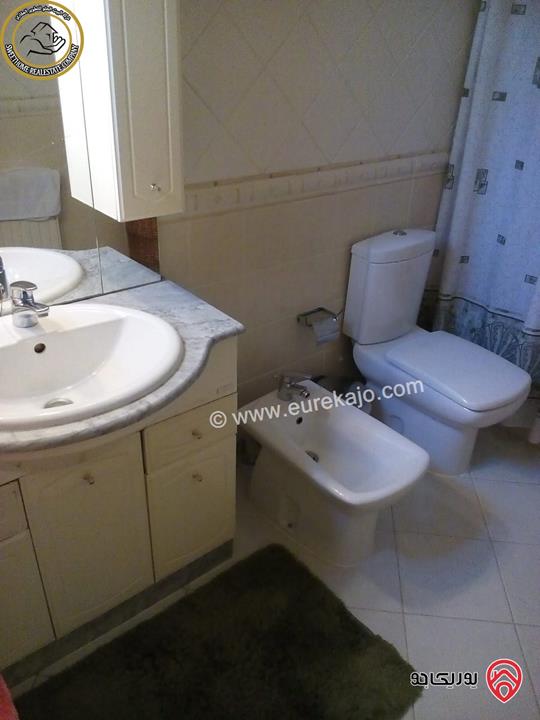 شقة أرضية مفروشة مميزة للبيع في عمان - دير غبار 200م مع ترس40م بسعر مغري