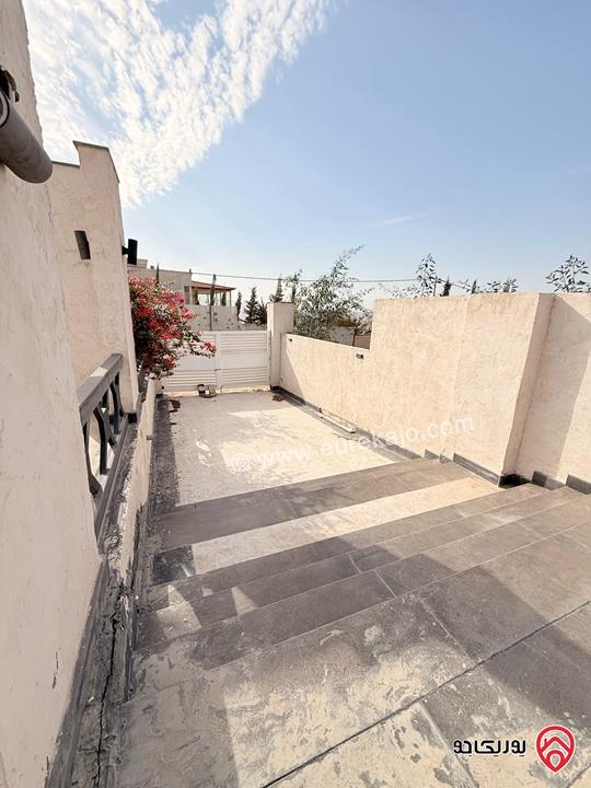 مزرعة مساحة الأرض 904م والبناء 80م للبيع بمنطقة الرشايدة/ جرش بإطلالة خلابة خلف جامعة جرش الأهلية 