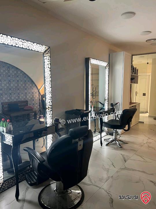 صالون سيدات مساحة 150م للبيع في اربد شارع ابو راشد
