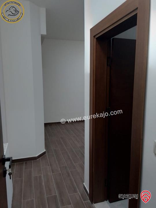 شقة أرضية فاخرة للبيع في عمان - أم أذينة 255م مع ترسات 150م بسعر مغري