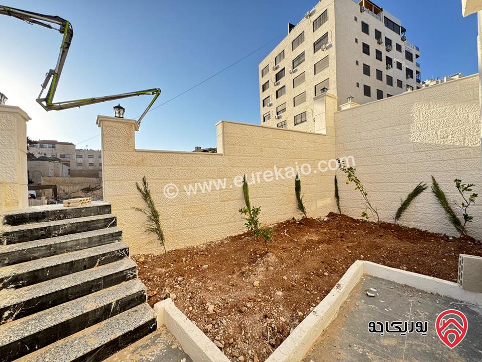 شقة طابق ارضي مساحة 150م للبيع في عمان - الجبيهة حي المخابرات من المالك