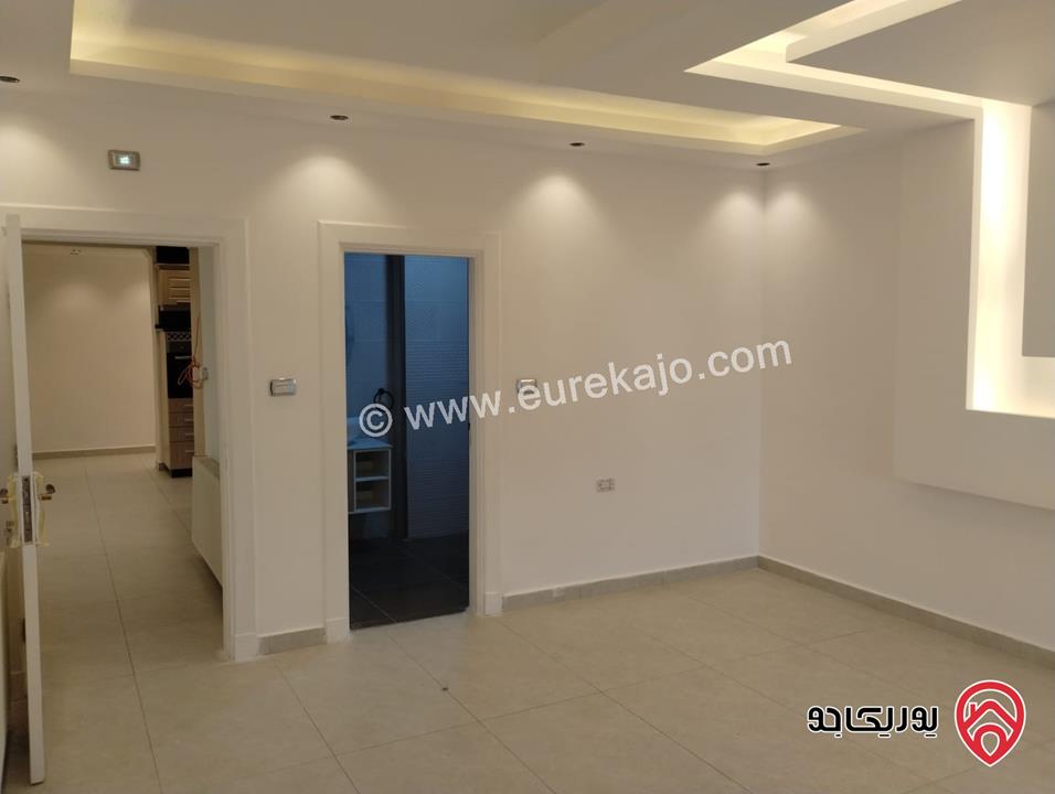 شقة رائعة في منطقة ام السماق 3 غرف نوم بحالة ممتازة - جديدة