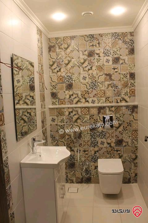 فيلا نظام اسباني مساحة 890م على أرض 721م للبيع في عمان - شفا بدران 