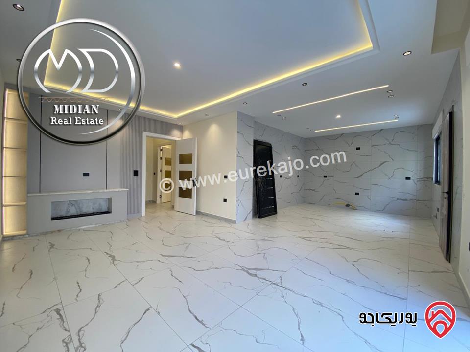 شقق دوبلكس جديدة للبيع في عمان - خلدا طابق أخير مع روف مساحات 240م & 300م مع تراسات تشطيبات ديكورات فاخرة اطلالة جميلة