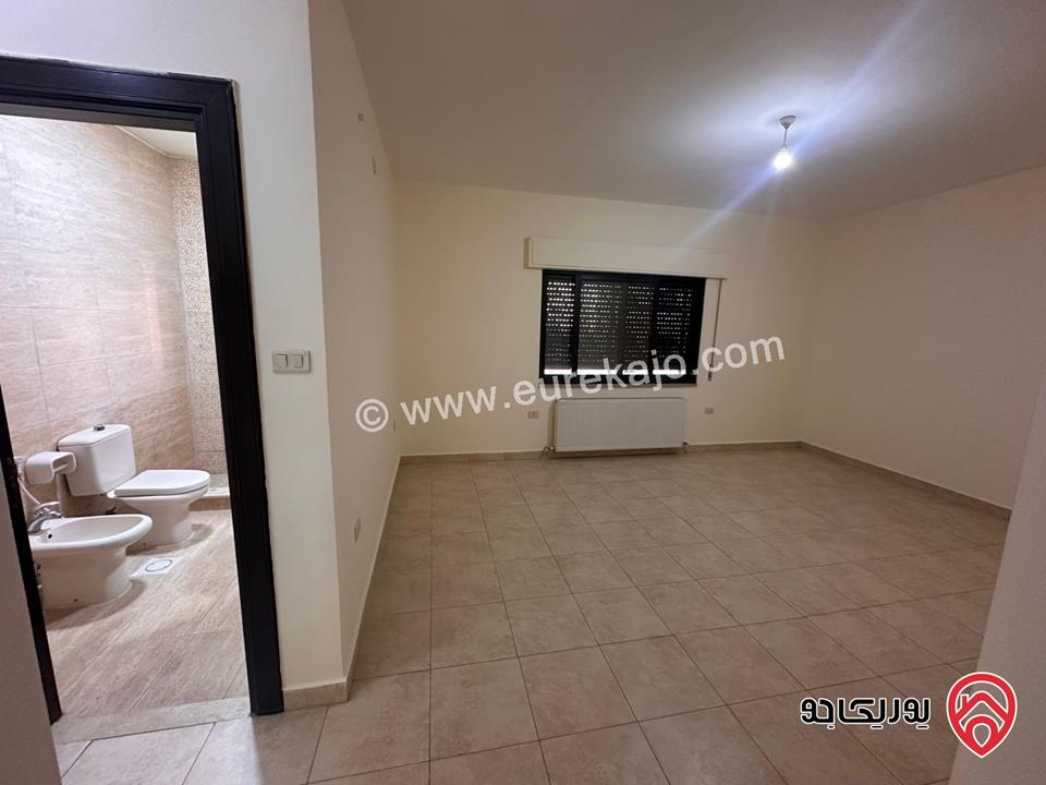 شقة طابق أرضي مساحة 200م للايجار في عمان - خلدا 