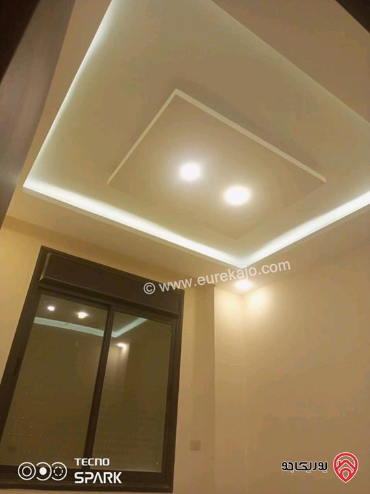 شقة مساحة 100م شبه ارضي للبيع في الزرقاء - مدينة الشرق