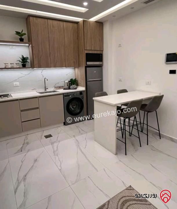 شقة مفروشة مساحة 130م طابق ثاني للايجار في عمان - خلدا من المالك 