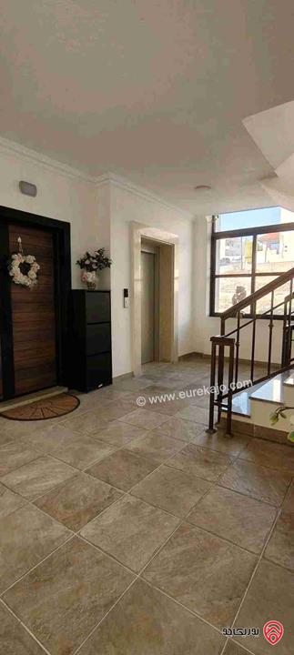 شقة فاخرة طابق أول مساحة 130م للبيع في عمان - البنيات مقابل جامعة البتراء 