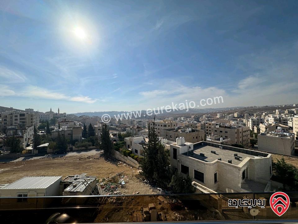 شقة بتشطيبات سوبر ديلوكس طابق أخير مع روف مساحة 175م للبيع في عمان - شفا بدران 