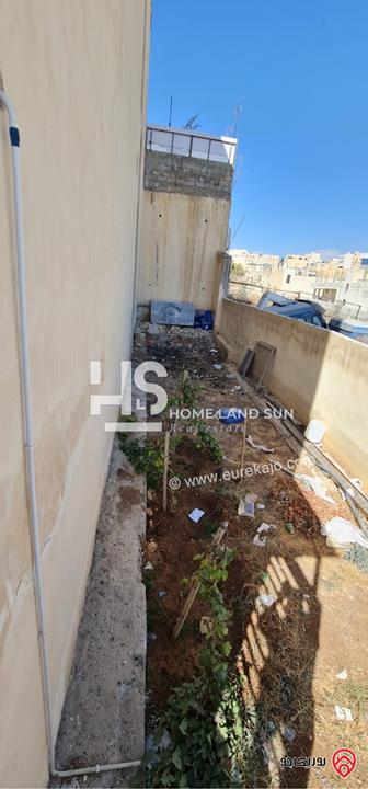 مجمع تجاري على أرض 1552م للبيع في عمان - ابو علندا ب دخل سنوي 26000 دينار