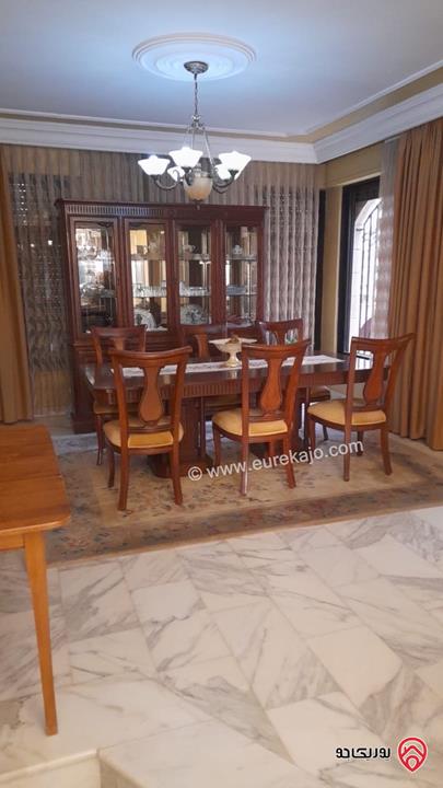 فيلا مستقلة مساحة 690م على ارض 990م للبيع في عمان - خلدا