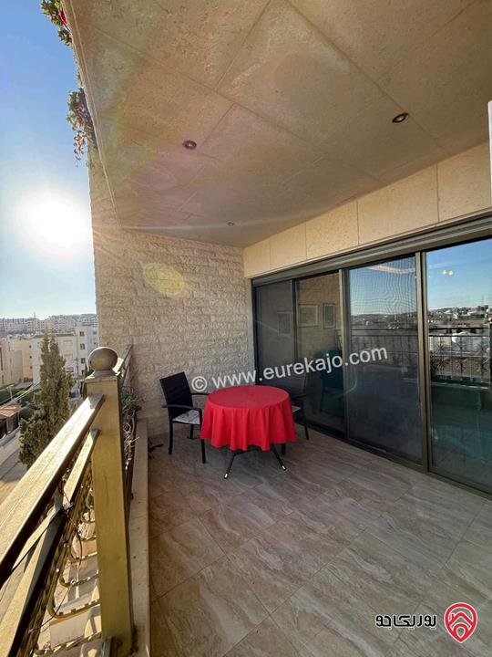 شقة طابق ثالث مساحة 174م + روف 150م للبيع في عمان - السابع 