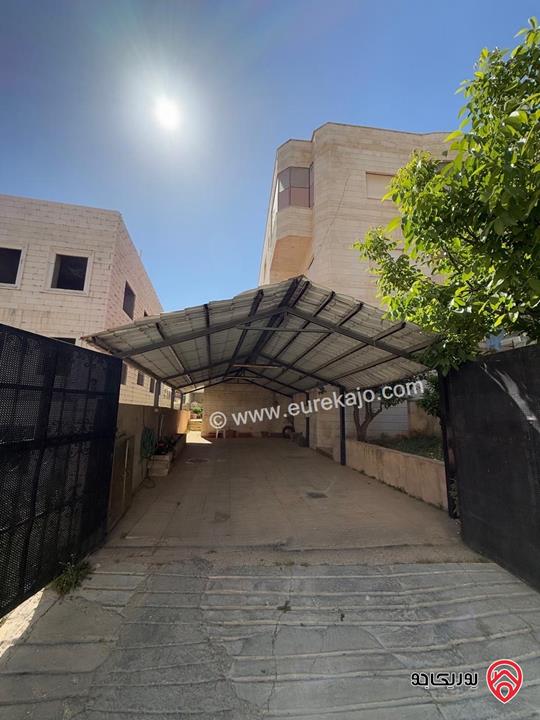 منزل مستقل مكون من 4 طوابق على أرض 830م للبيع في عمان - اليادودة