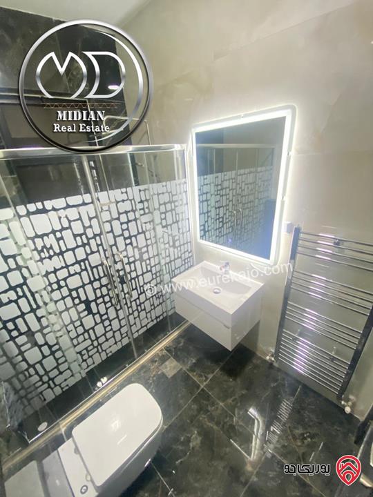 شقة ارضية فارغة للايجار في عمان - ضاحية الامير راشد مساحة 240م مع ترس 50م تشطيبات ديكورات عصرية فاخرة