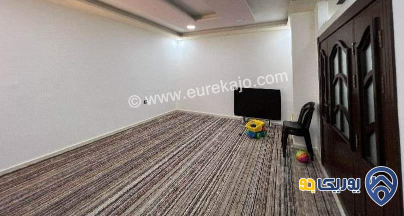 منزل مستقل لقطه مساحة الأرض 280م ومساحة البناء 325م للبيع في الزرقاء - مدينة الشرق 