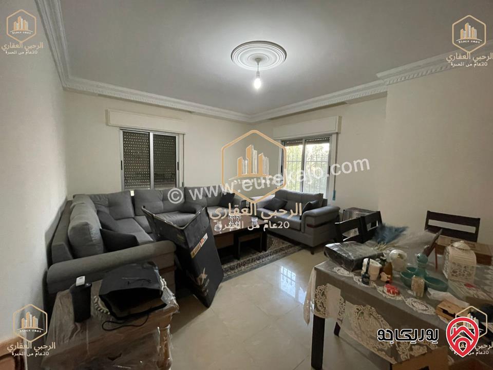 شقة فارغة مساحة 140م طابق ثالث للايجار في عمان - أم السماق