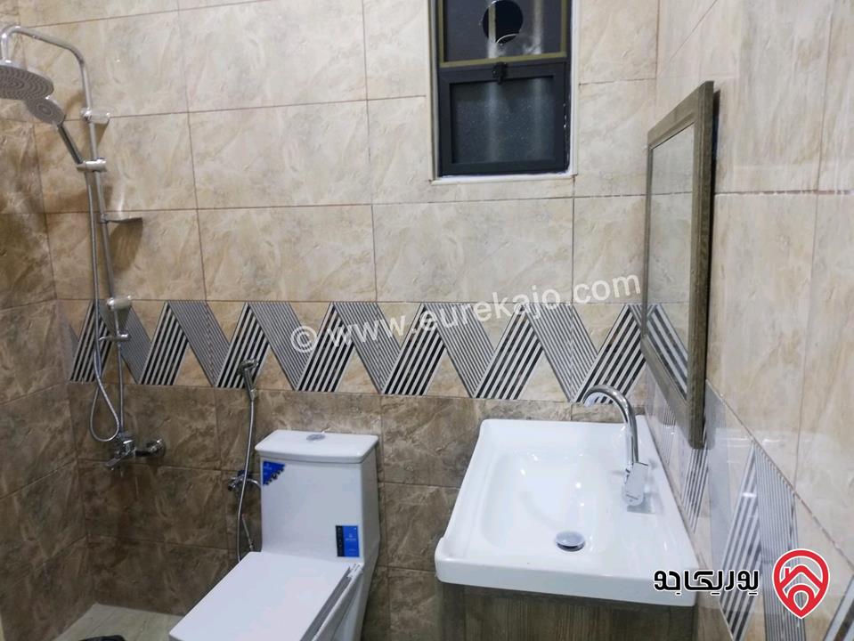 فيلا دوبلكس مساحة 170م على أرض 250م للبيع في الزرقاء الغربية 