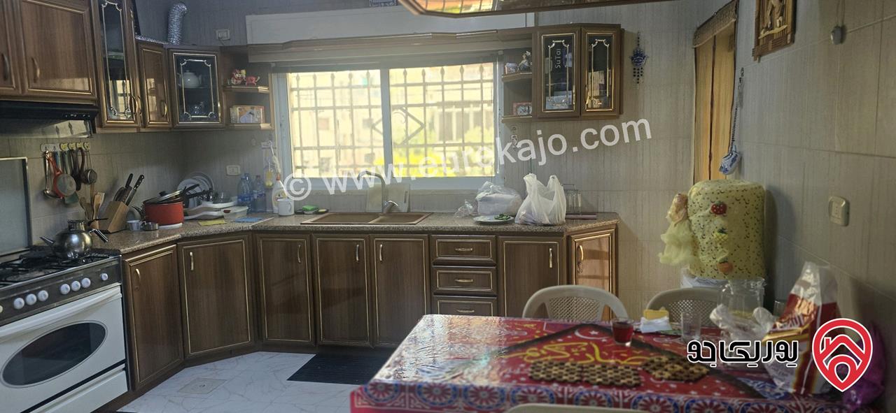 شقة ارضية مساحة 205م داخلي و 140م خارجي للبيع في عمان - الجاردنز