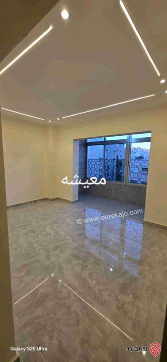 شقة فاخرة مساحة 174م طابق ثالث للبيع في عمان - الجاردنز  
