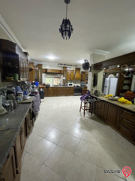 شقة أرضية دوبلكس مساحة 257م داخلي و 250م خارجي للبيع في العقبة - الخامسة