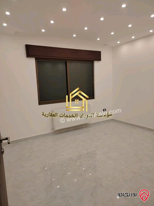 شقة سوبر ديلوكس مساحة 200م طابق ثاني للايجار في عمان - خلدا 