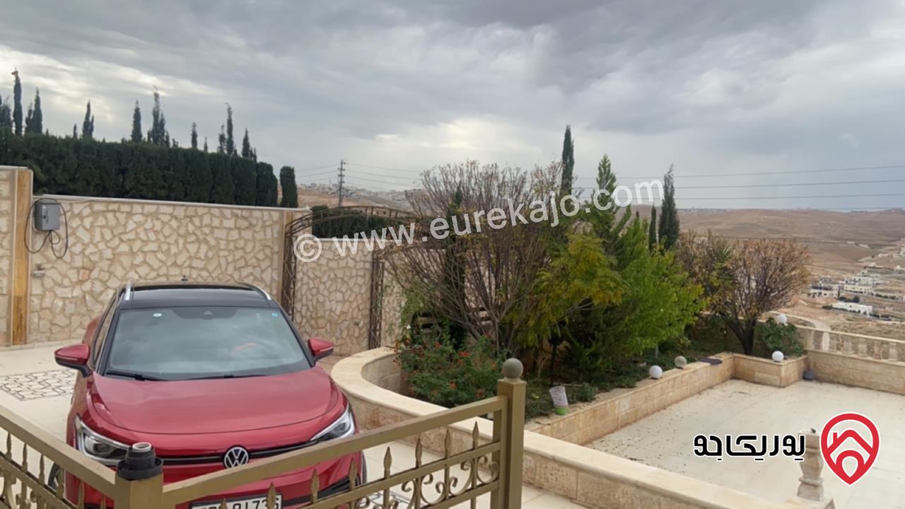 فيلا مساحة 500م على ارض 1 دونم للبيع في الزرقاء – ضاحية المدينة المنورة