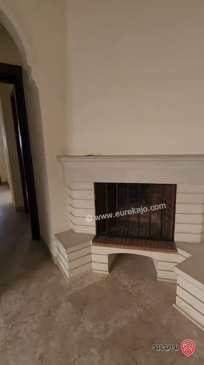 شقة مساحة 200م طابق ثاني للايجار في عمان - دير غبار 