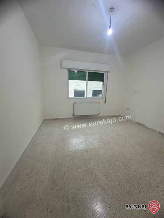 شقة طابق ثالث مساحة 160م للبيع في عمان - الجبيهة خلف السيفوي