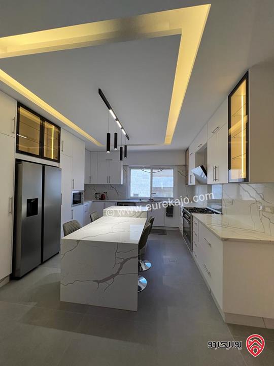 شقة فاخرة مفروشة بالكامل مساحة 370م للايجار في عمان - أم أذينة