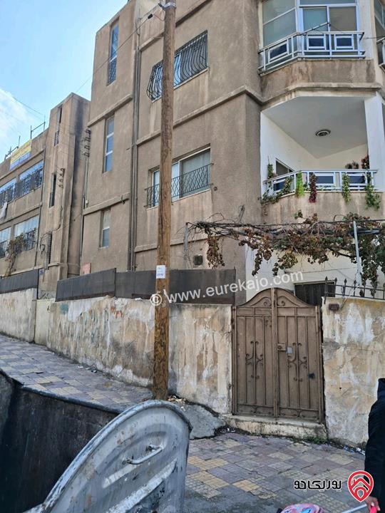 عمارة على ارض 560م للبيع في عمان - ماركا الشمالية