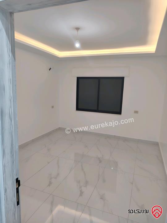 شقه سوبر ديلوكس طابق ثالث مع روف مساحة 187م للبيع في عمان - البنيات دفعة واقساط