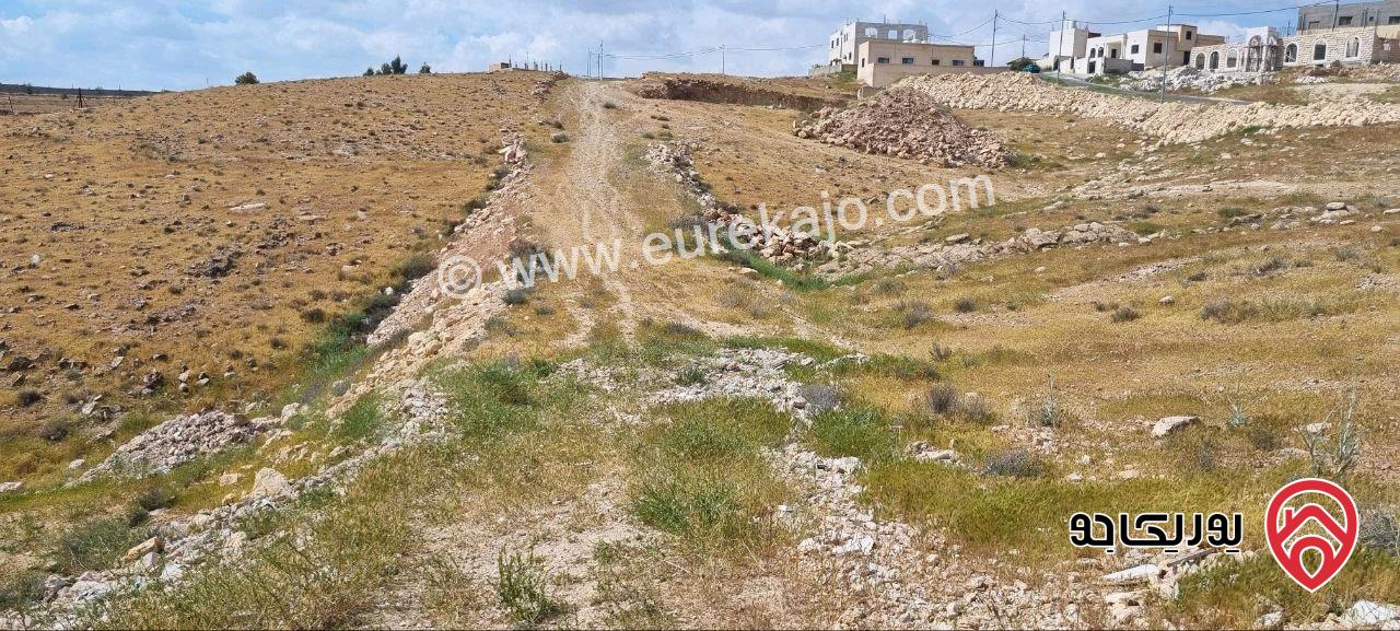 أرض مساحة 547م منطقة عالية ومطلة للبيع في عمان - البيضاء بواجهة 23م