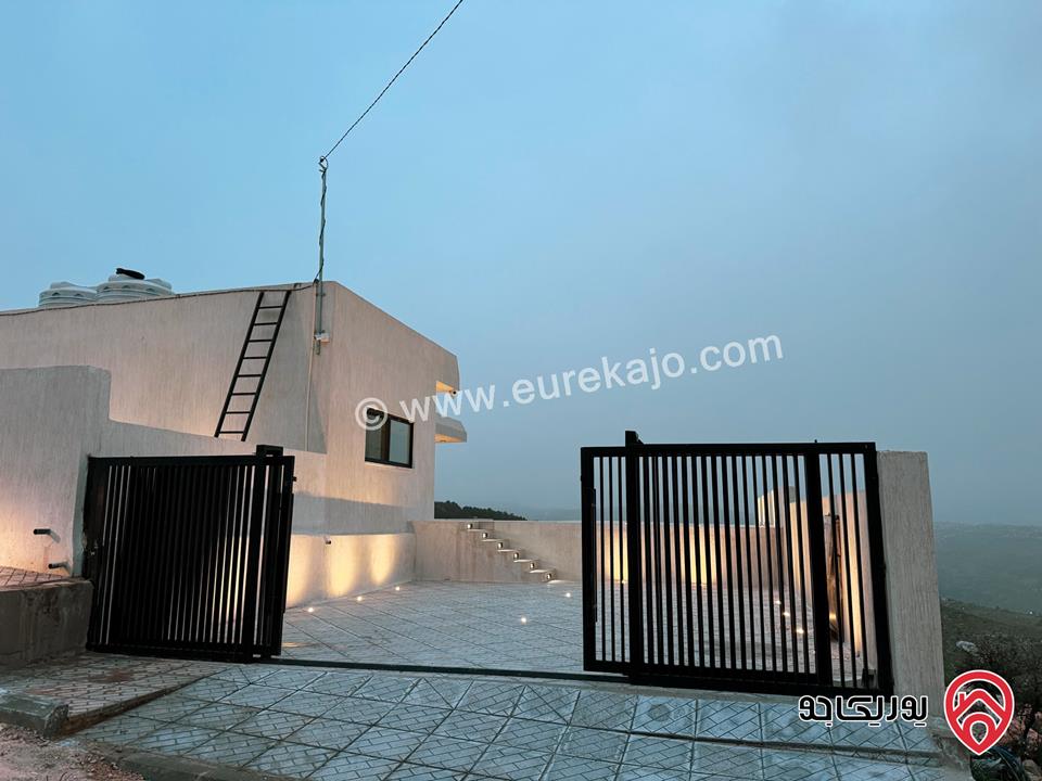 شاليه مساحة الأرض 500م والبناء 124م للبيع في جرش - الكفير