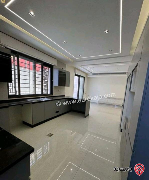 شقة شبه أرضية مساحة 200م للايجار في عمان - دابوق 