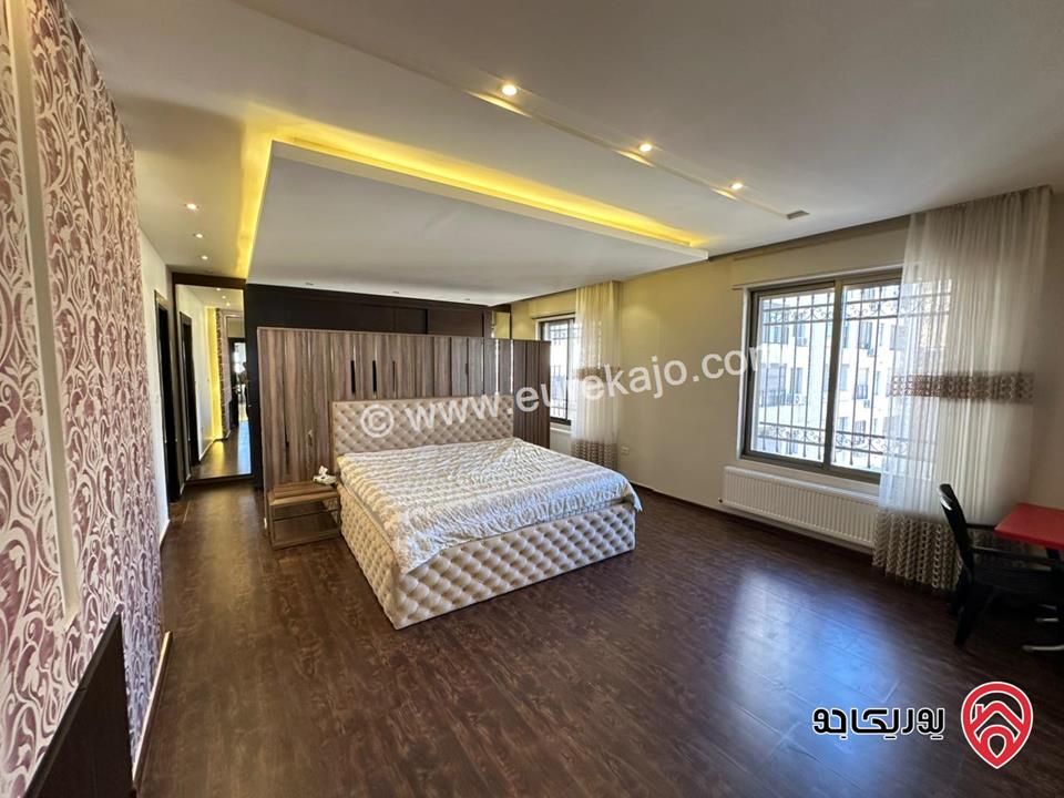 شقة طابق ثالث دوبلكس مساحة 281م للبيع في عمان - خلدا