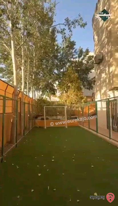 فيلا حديثة مساحة 720م على أرض 250م للبيع في عمان - دابوق 