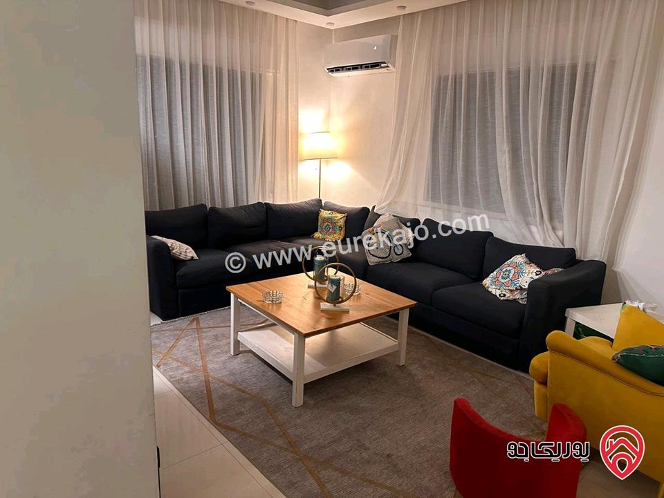 شقة طابق ثالث مساحة 150م للبيع في عمان من المالك مباشرة - للتكرم بعدم تدخل الوسطاء- منطقة الجبيهة خلف ابو سويلم لمواد البناء