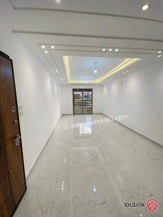 شقة فاخرة سوبر ديلوكس طابق أرضي معلق 161م للبيع في عمان - البنيات 