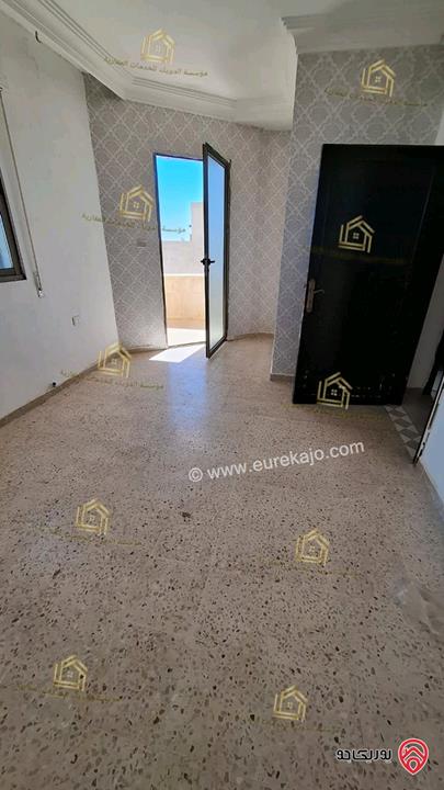 شقة فارغة طابق ثالث مساحة 110م للإيجار في عمان - تلاع العلي 