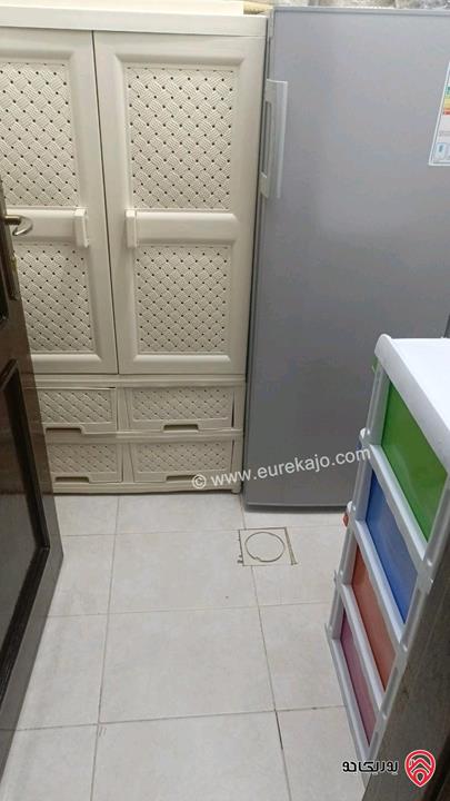شقة طابق أخير مع رووف مساحة 260م للبيع في عمان - الجاردنز شارع المدينة المنورة خلف مستشفى ابن الهيثم 