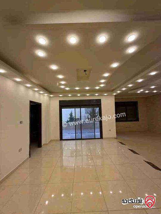 شقة فارغة أرضية مساحة 195م داخلي و 175م خارجي للايجار في عمان - البنيات 