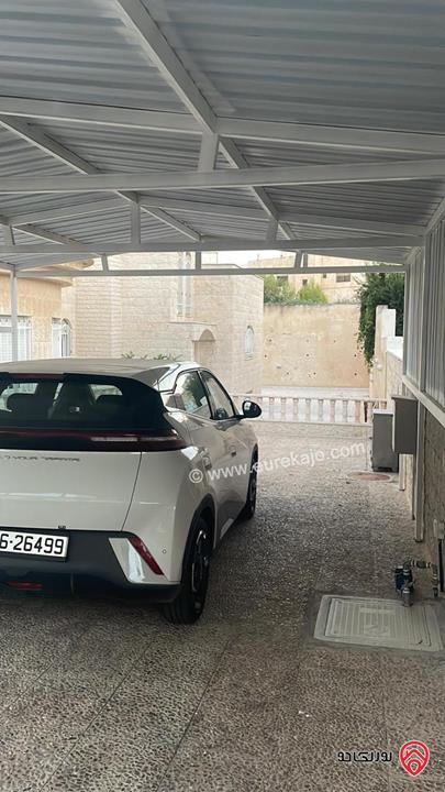 فيلا مساحة 559م على أرض 1 دونم للبيع في عمان - شفا بدران