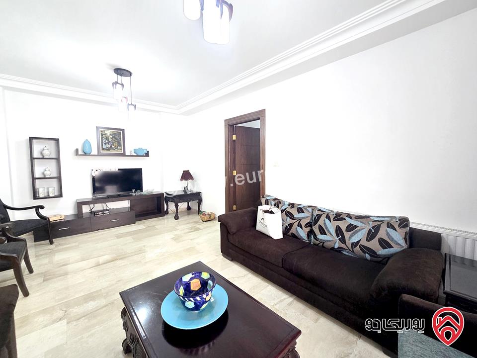 شقة مفروشة فخمة مساحة 210 متر طابق ثاني للإيجار في عمان - الرابية