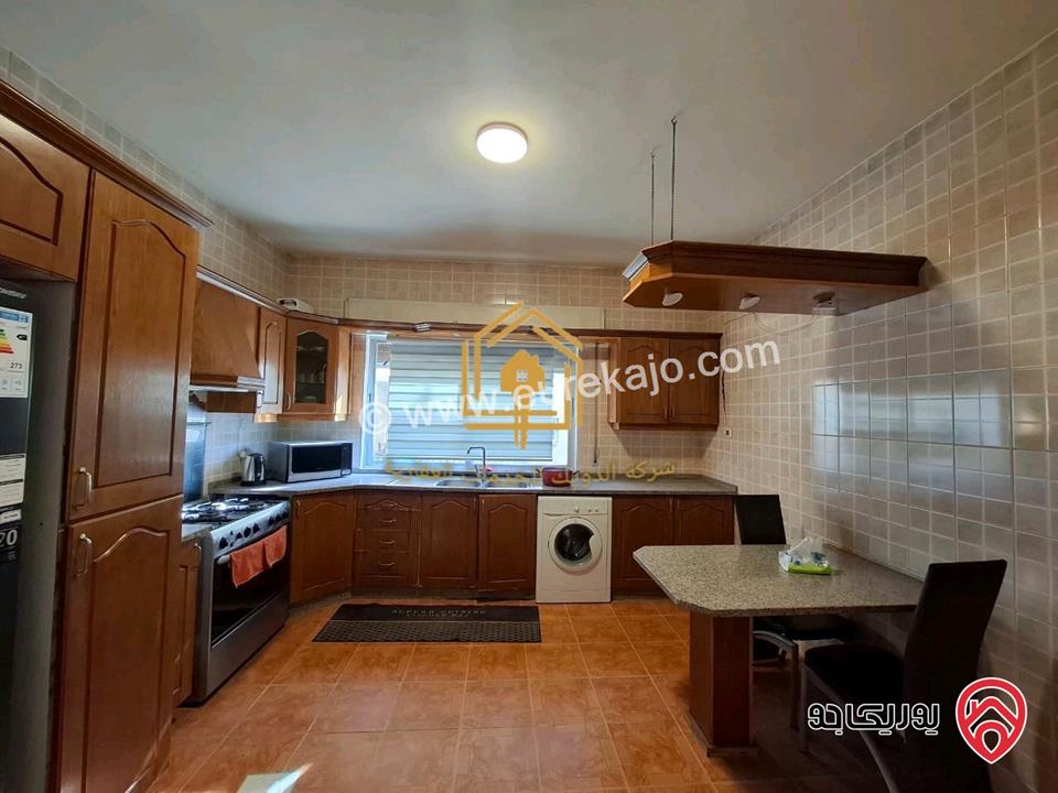 شقة مفروشة طابق ثاني مساحة 130م للإيجار في عمان - الدوار السابع 