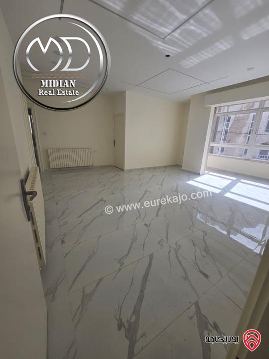 شقة فارغة للايجار في عمان - الرابية مساحة 215م 4 نوم طابق اول تشطيبات سوبر ديلوكس بسعر مميز