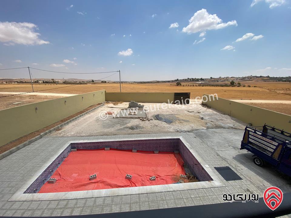 مزرعة مساحة الأرض 3427م والبناء 155م للبيع في المفرق - بلعما	