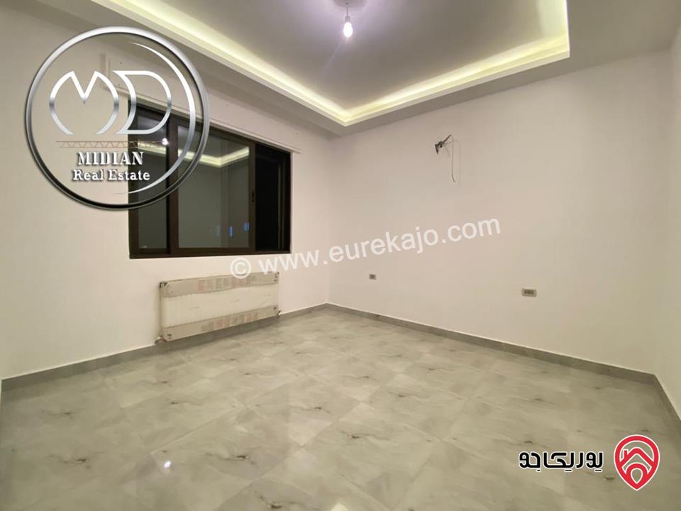 شقق للبيع في عمان - خلدا العوجانية مساحة 240م 4 نوم تشطيبات و ديكورات سوبر ديلوكس جديدة لم تسكن