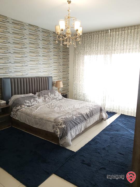 شقة أرضية طابقية مفروشة مساحة 302م داخلي و 70م خارجي للايجار في عمان - دير غبار