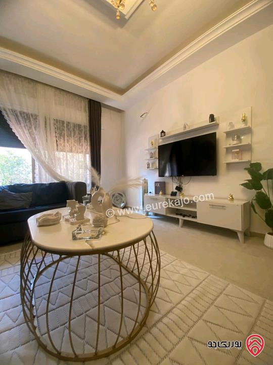 شقة طابق أرضي مساحة 130م للبيع في عمان - ام السماق